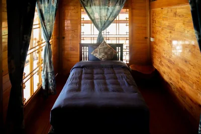 Slaapzaal met één bed — Khen Mong Nature Hotel